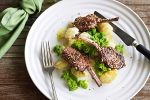 Crushed peas and potatoes with sumac lamb cutlets