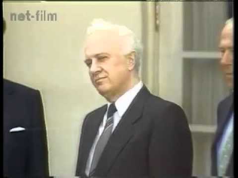 Ronald Reagan - Eduard Shevardnadze - G.Schultz. Рейган и Шеварднадзе US.1988