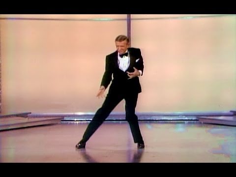 Fred Astaire Cuts Loose at the Oscars®