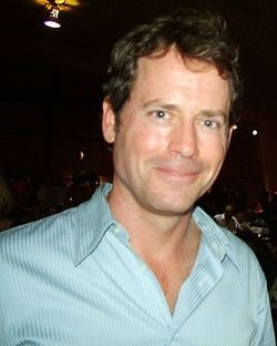 Gregkinnear06.jpg