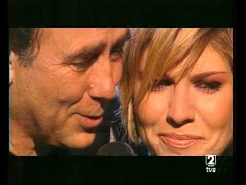 PASIÓN VEGA Y SERRAT - LUCIA -LA NOCHE ABIERTA TVE 2