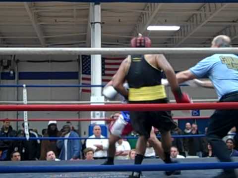 Freddie DEJESUS vs Christopher MEDINA (2nd Round TKO) Western New England Golden Gloves (1-23-10)