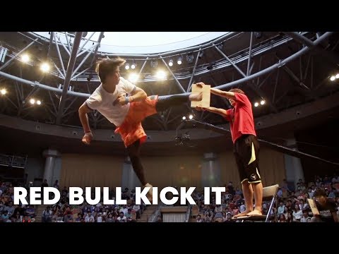 One-on-One Tricking Battle - Red Bull Kick It 2014