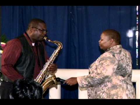 Exclusive kim stratton part 2 Eddie Dunn sax solo.wmv