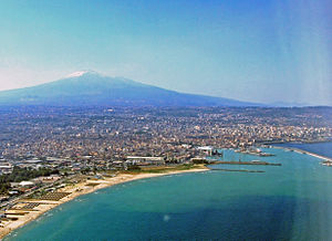 Catania-Etna-Sicilia-Italy-Castielli CC0 HQ1.JPG