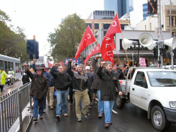 CFMEU members with fists raised