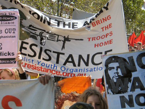 Resistance banner - Don't join the army ...