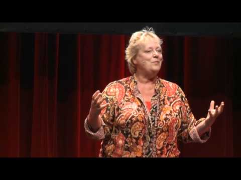 TEDxHamburg - Linda Polmann - "What's Wrong With Humanitarian Aid? A Journalist's Journey"