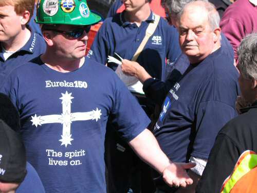 T-shirt with Eureka flag