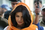 Bollywood actress Priyanka Chopra at the site for the shooting of the film 'Saat Khoon Maaf' at Shalimar Gardens on the banks of Dal Lake in Srinagar on 27, March 2010.