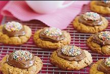 Chocolate chip cookies / Munch your way through our selection of crunchy, more-ish chocolate chip #cookies and #biscuits.  / av taste.com.au