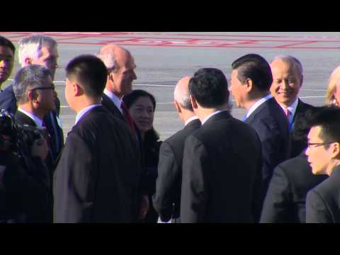 Chinese President Xi Jinping lands in Seattle