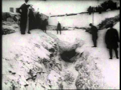 THE HOLOCAUST - THE YELLOW STAR - THE PERSECUTION OF THE JEWS IN EUROPE 1933-1945