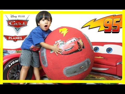 100+ cars toys GIANT EGG SURPRISE OPENING Disney Pixar Lightning McQueen kids video Ryan ToysReview