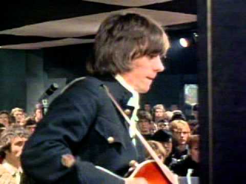 Jeff Beck and Jimmy Page(The Yardbirds) 1967.mpg