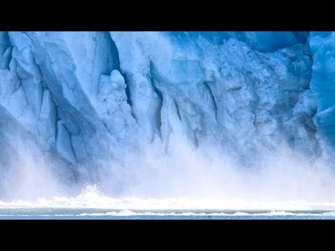 Glacier Collapse Caught on Video, Creates Huge Wave [HD]