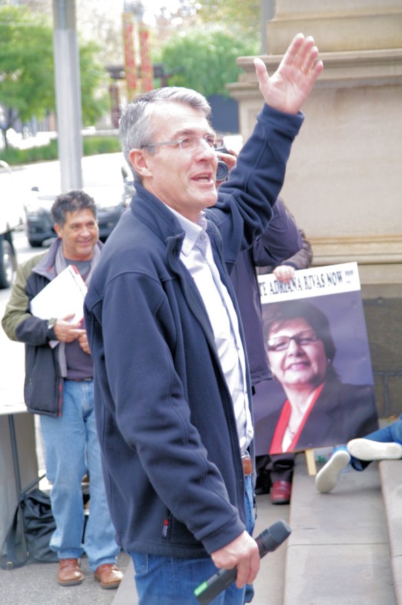 Mark Dreyfus making a point