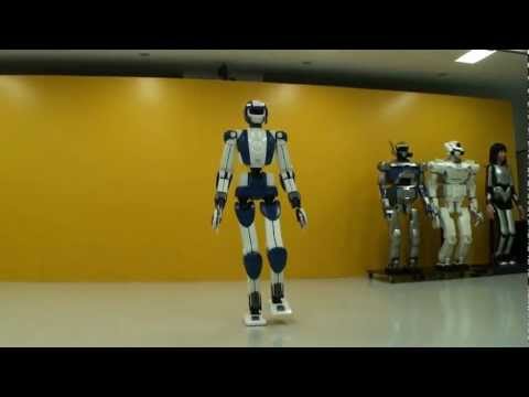 World's Top3 Humanoid Robots - Asimo vs HPR-4 vs NAO!