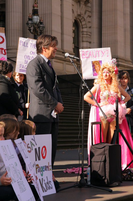 Shadow Minister for Child Safety Luke Donnellan speaking