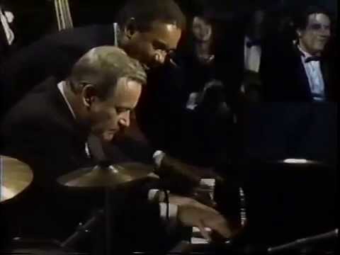 JACK LEMMON PLAYS JAZZ PIANO ""PRICELESS"" - WITH BOBBY SHORT AT CAFE CARLYLE, NEW YORK