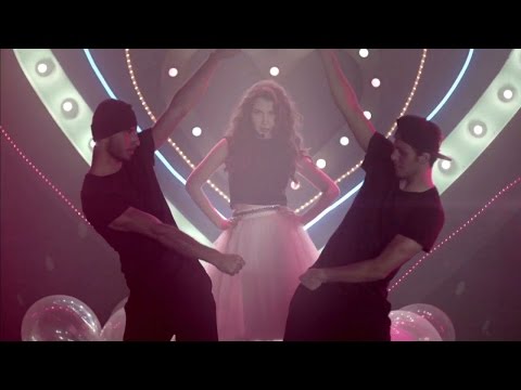 Nancy Ajram- Yalla Official Video Clip نانسي عجرم فيديو كليب يلا