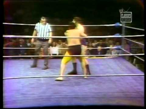 BRUNO SAMMARTINO VS. MR. FUJI -WWWF TV 1974