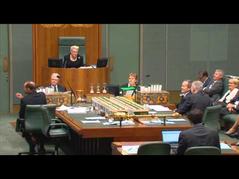 Students walk out on Tony Abbott speaking about Tertiary Education