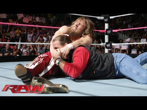 Daniel Bryan clashes with Shawn Michaels: Raw, Oct. 28, 2013