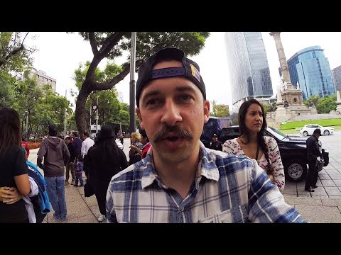 Walking Around Mexico City (VLOG) - Jeremy Sciarappa