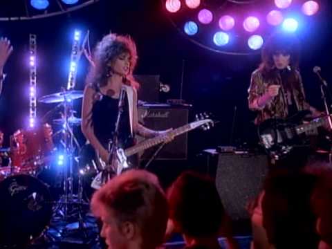 The Bangles - Walk Like an Egyptian