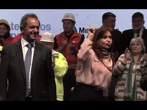 Argentinian president's dancing goes viral