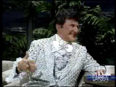 Liberace Reveals his Love for Soap Operas on Johnny Carson's Tonight Show