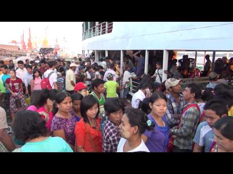 The streets of Rangoon - Yangon 2014 HD