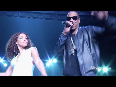 Alicia Keys & Jay-Z - Empire State of Mind (LIVE at MSG - Front Row)