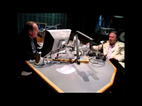 Christopher Hitchens - Talks about North Korea and totalitarianism with Mark Colvin [2010]