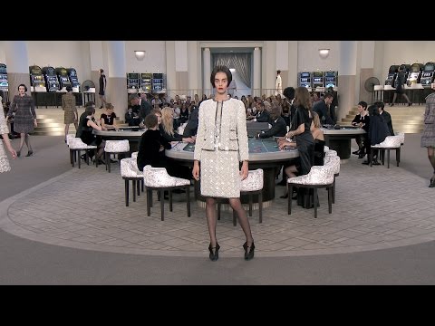 Fall-Winter 2015/16 Haute Couture CHANEL Show