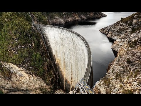 WORLD RECORD Basketball Shot 126.5m (415 ft) - How Ridiculous