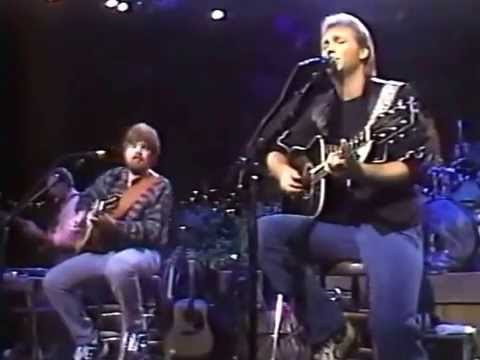 Mac McAnally & Steve Wariner - 1987 ACL "It's A Crazy World"