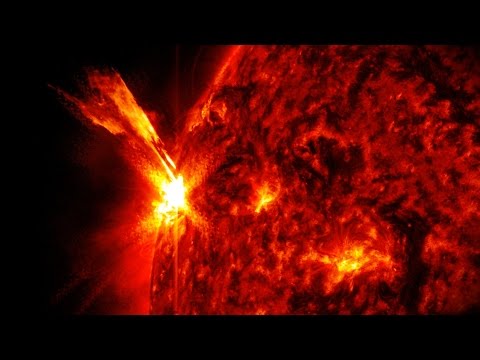 SDO Observes a Cinco de Mayo Solar Flare