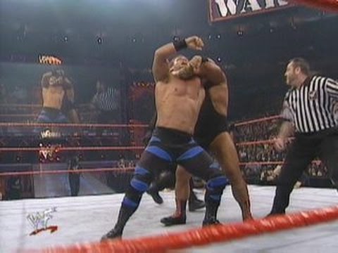 Tazz vs Chris Benoit  [RAW 2000]