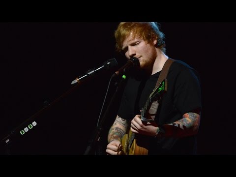 Ed Sheeran performs 'Bloodstream' | BRIT Awards 2015