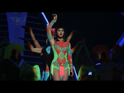 Katy Perry performs 'Dark Horse' | BRIT Awards 2014