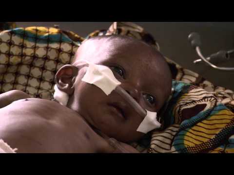 David Tennant sees the devastating effects of pneumonia in Sierra Leone | Sport Relief 2014