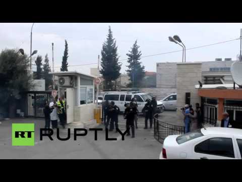 State of Palestine: Israeli forces storm hospital for third consecutive day