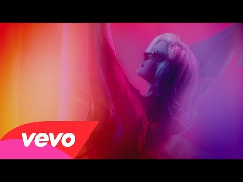 Kelly Clarkson - Heartbeat Song