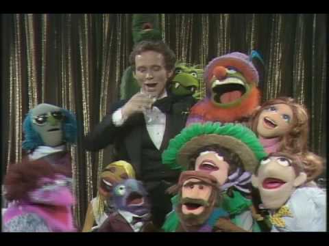 The Muppet Show: Joel Grey - "Willkommen"