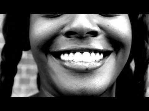 AZEALIA BANKS - 212 FT. LAZY JAY