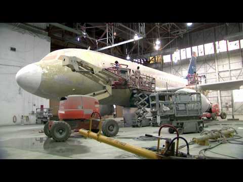 Time-lapse of US Airways aircraft painted in new American Airlines livery