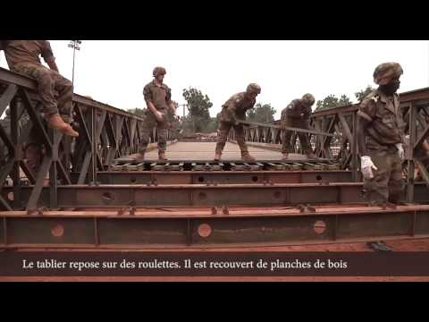 Construction d'un pont Bailey à Bangui