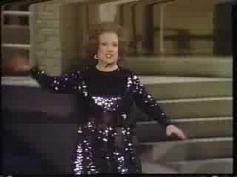 Ethel Merman sings "Everything's Coming Up Roses"